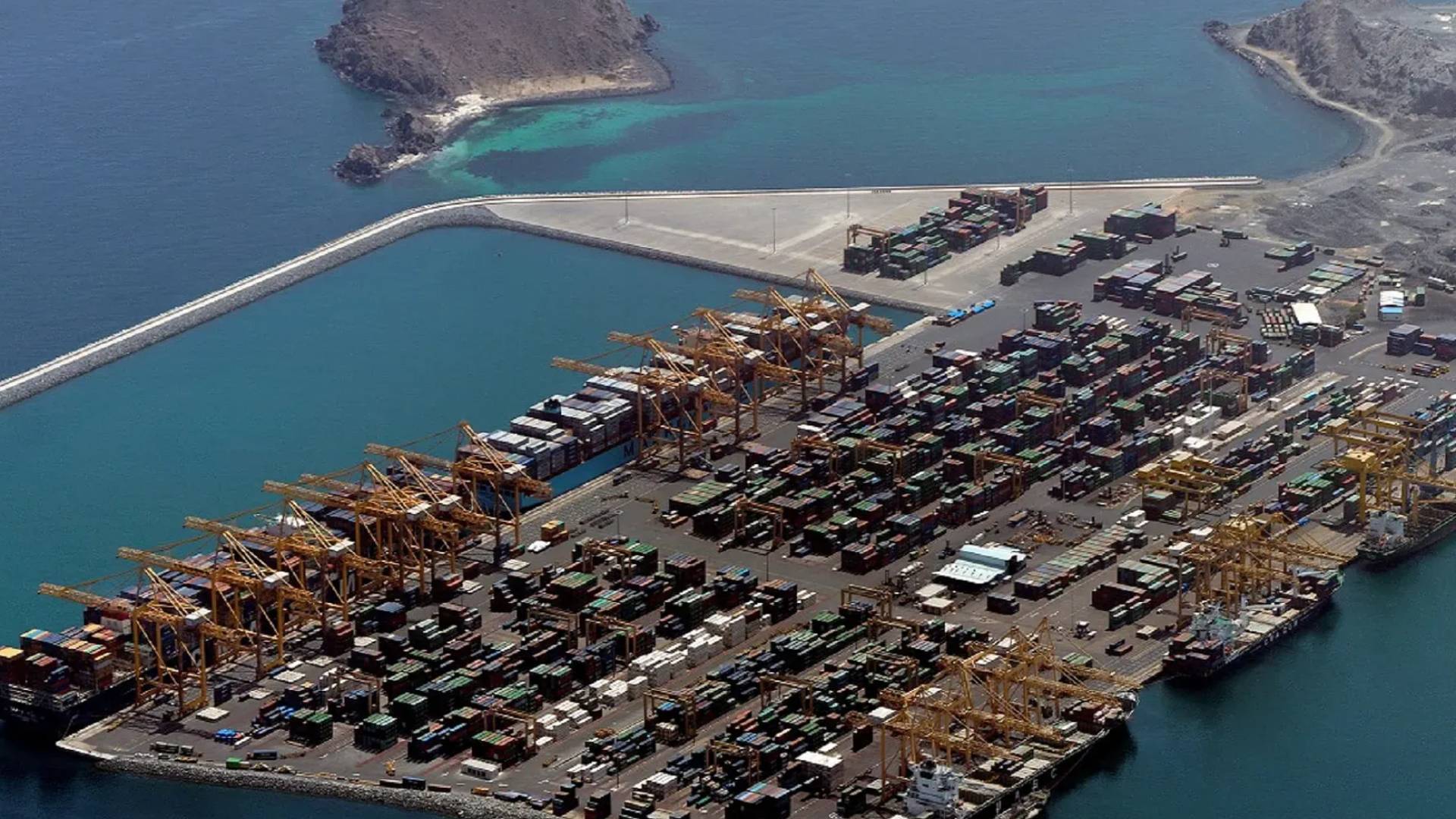 Pakistan PM voices concern over UAE port incident